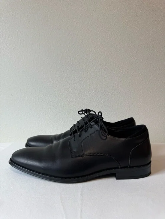 Classic Black Leather Men's Shoes - Picture 2 of 4